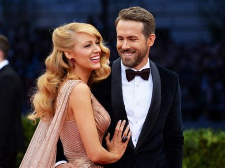 10 Celebrity Couples Who Married in Secret