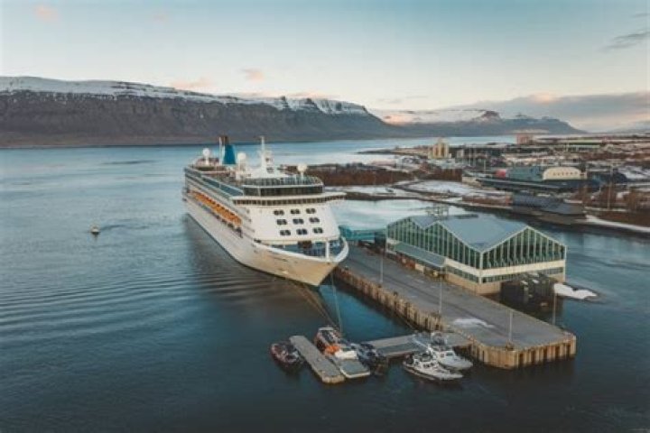 Akureyri Cruise: Best Cruises to Akureyri
