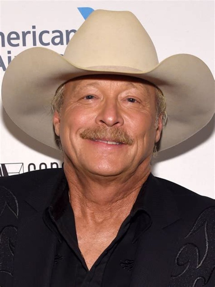 Alan Jackson Surprises Fans at Restaurant Opening