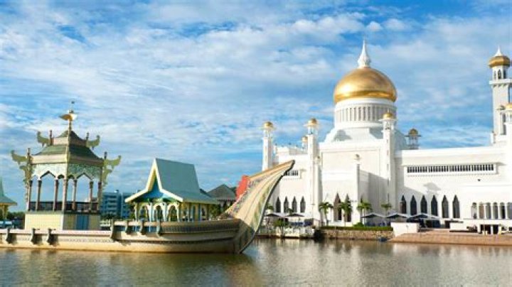 Cruise to Bandar Seri Begawan, Brunei