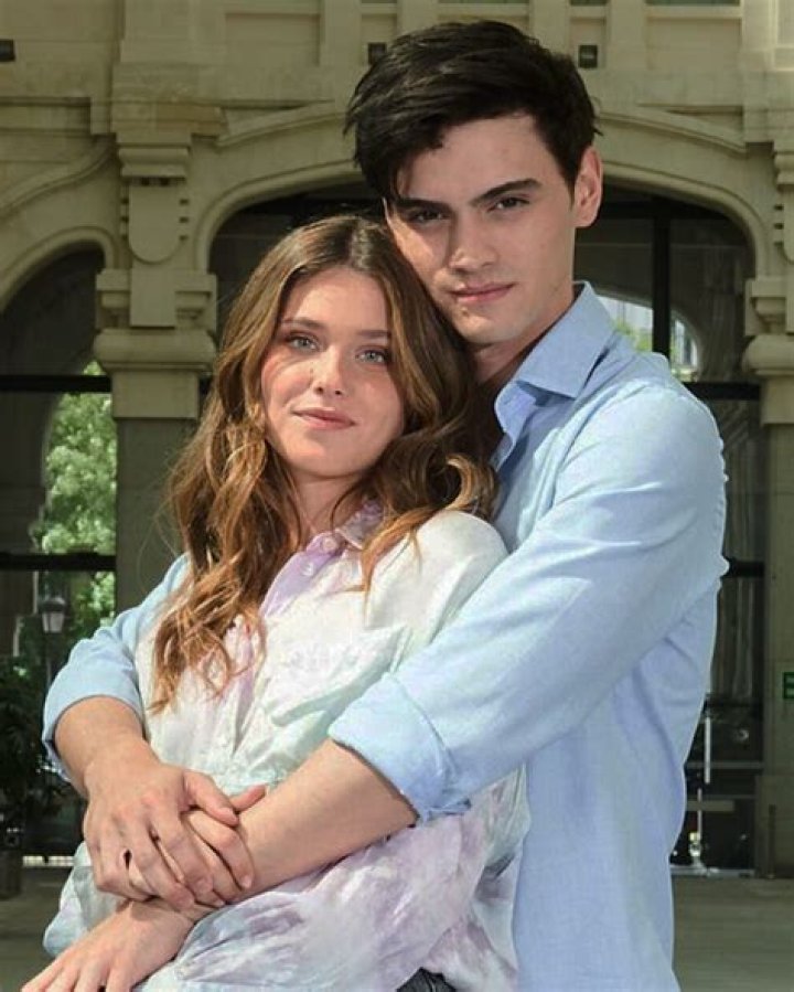 Do Gabriel and Camille break up in season 3?