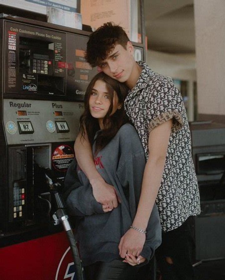 Everything Nessa Barrett | Net Worth, Quran Controversy, Boyfriend Josh Richards, Income Sources, TikTok/Instagram Earnings, Sway House, Age 17