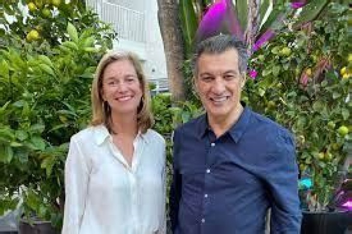 Hillary Peterson Is Bound In Marital Relationship With Her Husband Since 1991