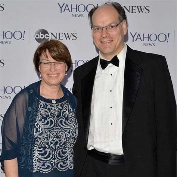 Is American Politician Amy Klobuchar Married? Know her Relationship Status and Family Life