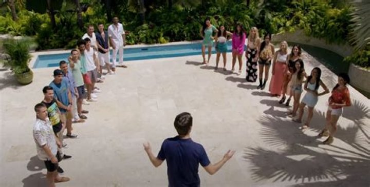 Is anyone from Are You The One? season 2 still together?