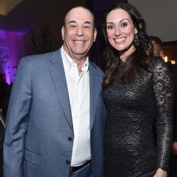 Is "Hey Bartender" Star, Mia Mastroianni Married Or Dating?