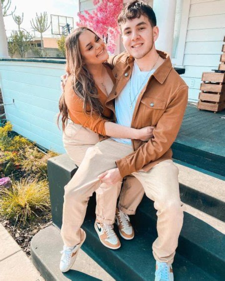 Jenicka Lopez- Meet Actress Daughter Of Juan Lopez and His Wife, Jenni Rivera