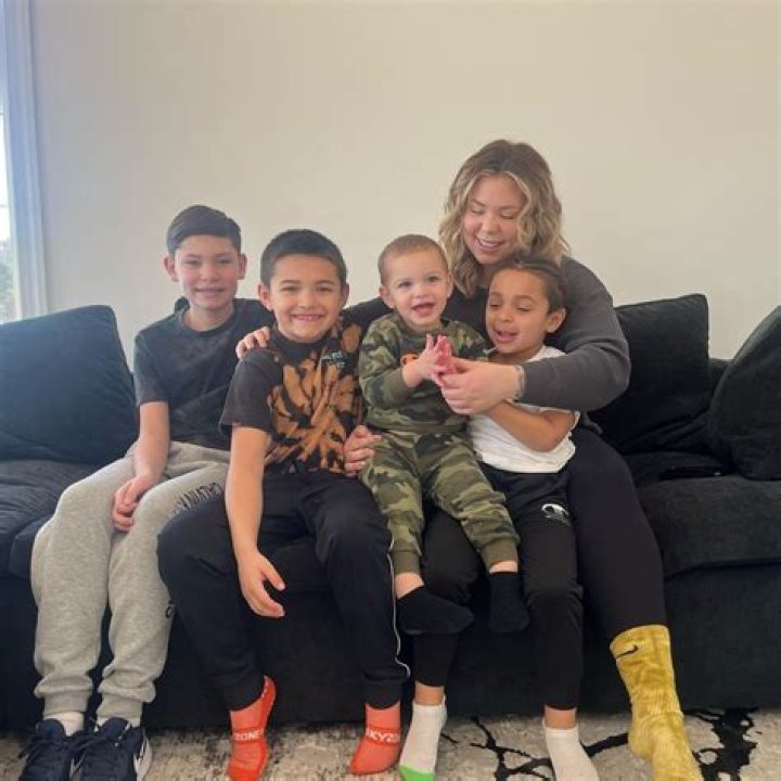 Kailyn Lowry Implies That Elijah Scott and Chris Lopez Are Related