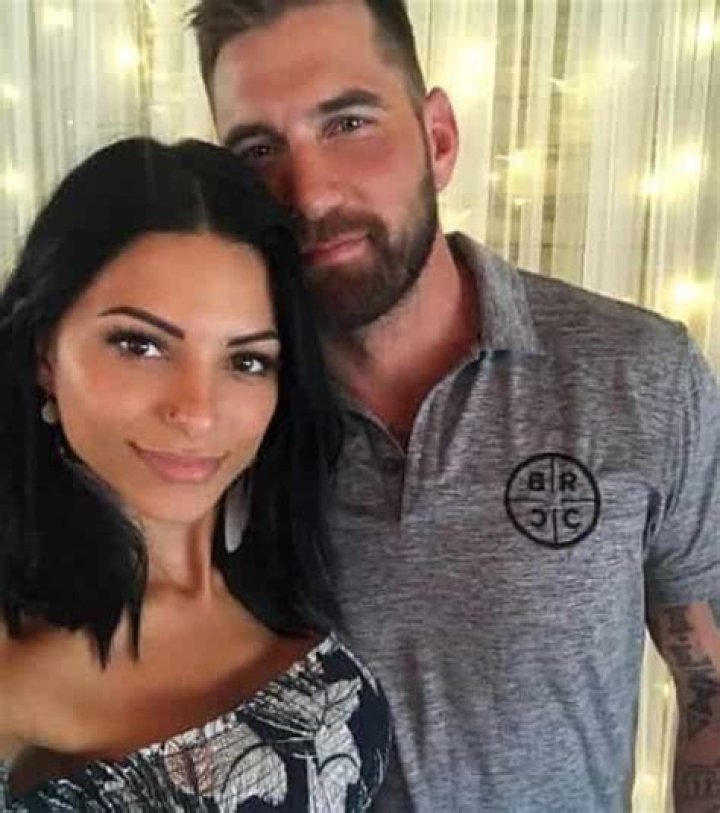 Mat Best - Bio, Net Worth, Age, Height, Married, Wife, Children, Dating, Girlfriend, Parents, Siblings, Family