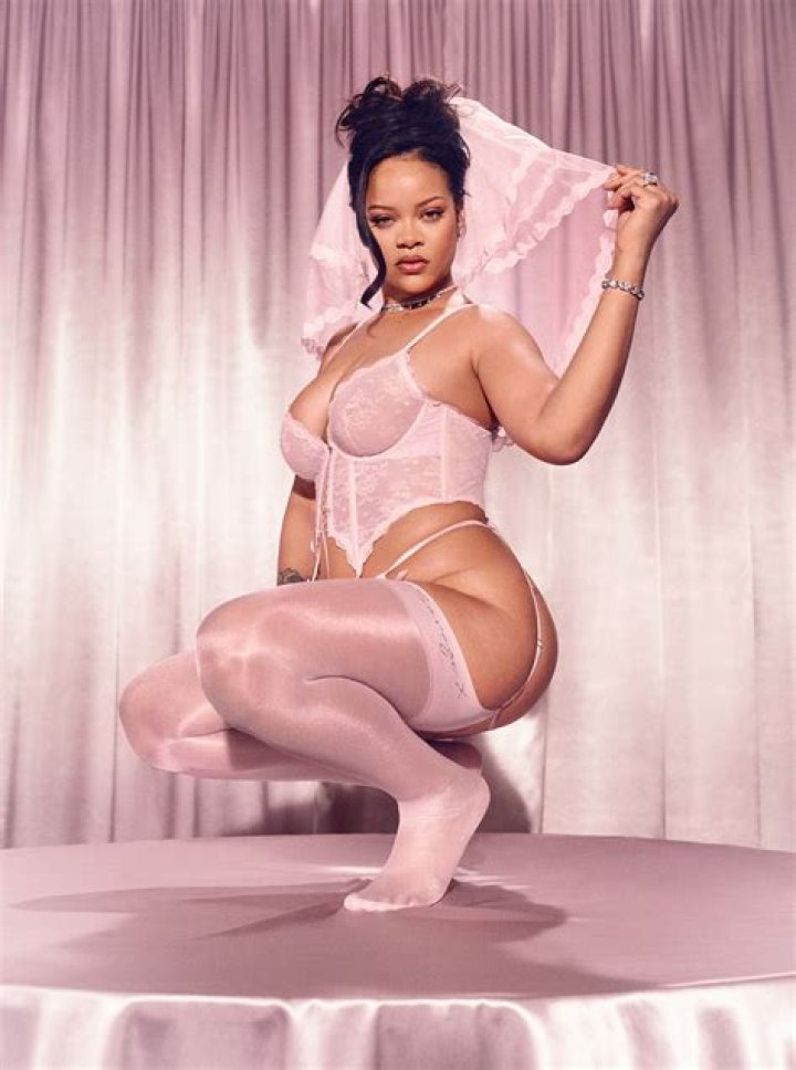 Rihanna's lipstick makes her 'look 10 years younger' in Fenty lingerie campaign