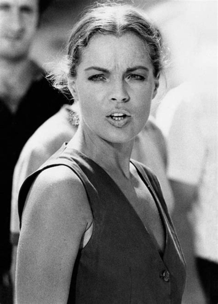 Romy Schneider Height - CelebsHeight.org