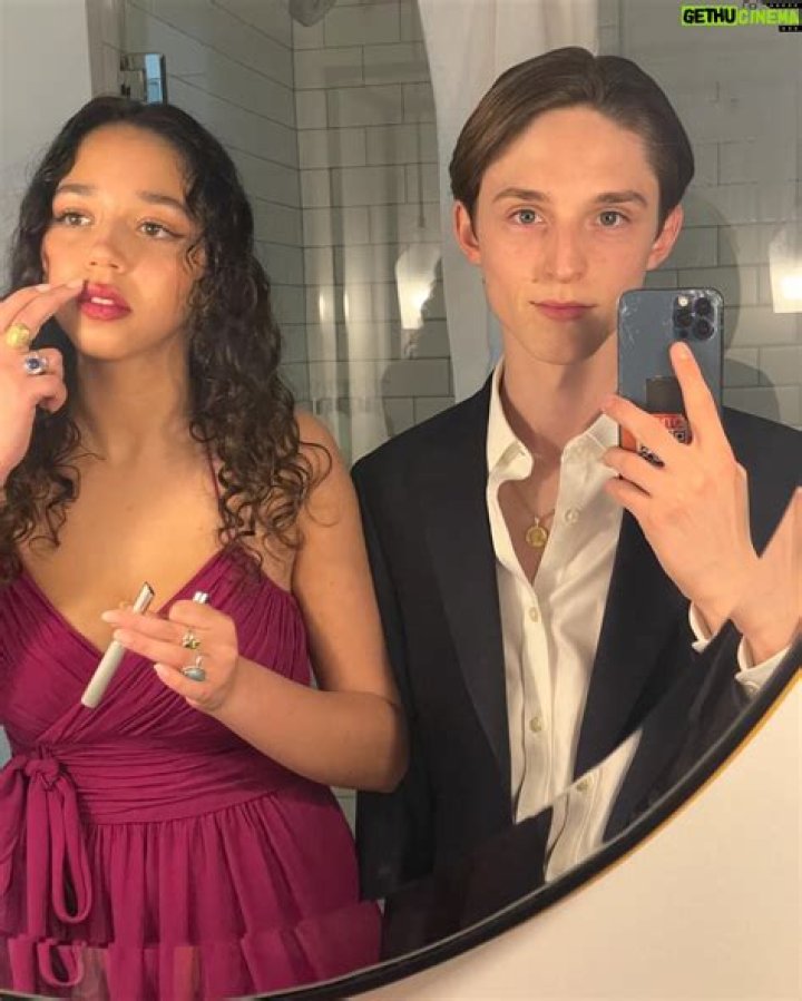 Ruth Righi Wiki, Family, Ethnicity, Siblings